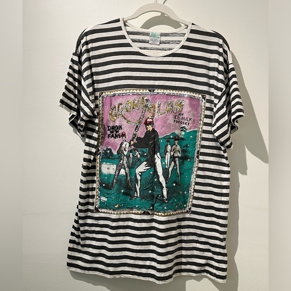 bali moon Tops - Vintage Bali Moon embellished tee- Size Large